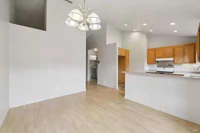 704 Bay Street, Suisun City, CA 94585 - Photo 10