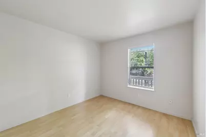 704 Bay Street, Suisun City, CA 94585 - Photo 16