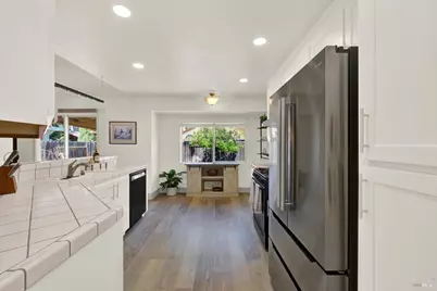 699 Shannon Drive, Vacaville, CA 95688 - Photo 40