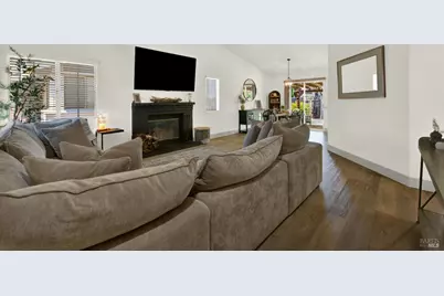 699 Shannon Drive, Vacaville, CA 95688 - Photo 16