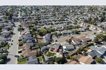 1052 Helen Court, Petaluma, CA 94954 - Photo 26