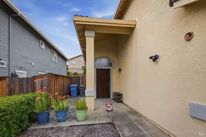 1466 Legend Circle, Vallejo, CA 94591 - Photo 4