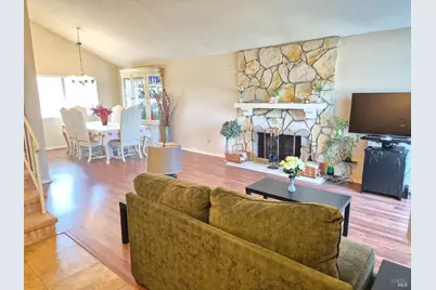 1109 Canary Drive, Suisun City, CA 94585 - Photo 2