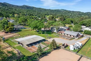 15 Wildwood Ln, Novato, CA 94947 - Photo 2