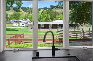 15 Wildwood Ln, Novato, CA 94947 - Photo 16