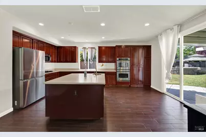 515 Kings Court, Dixon, CA 95620 - Photo 22