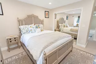 212 Foss Creek Cir, Healdsburg, CA 95448 - Photo 10