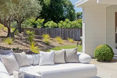 22 Anchorage Court, San Rafael, CA 94903 - Photo 8