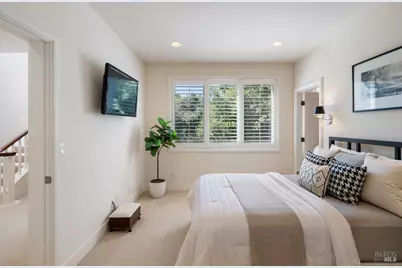 2 Round Hill Terrace, Tiburon, CA 94920 - Photo 42
