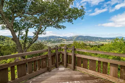 1100 Bayhills Drive, San Rafael, CA 94903 - Photo 30