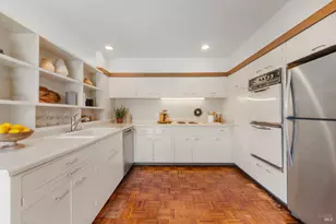 2 Tamalpais Ave, Belvedere, CA 94920 - Photo 24