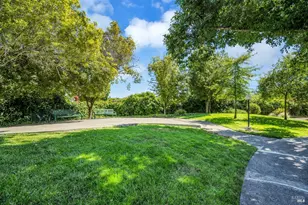 2528 Westberry Dr, Santa Rosa, CA 95403 - Photo 30