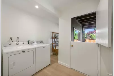 195 Edgewood Avenue, Mill Valley, CA 94941 - Photo 38