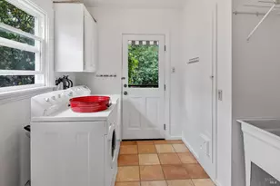 872 Carr Ave, Santa Rosa, CA 95404 - Photo 14