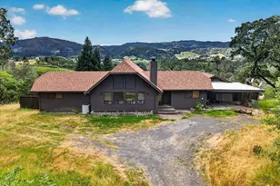 23881 Walling Rd, Geyserville, CA 95441 - Photo 2