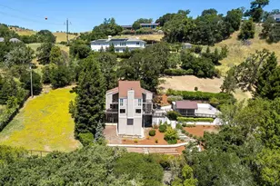 2554 Vineyard Rd, Novato, CA 94947 - Photo 1