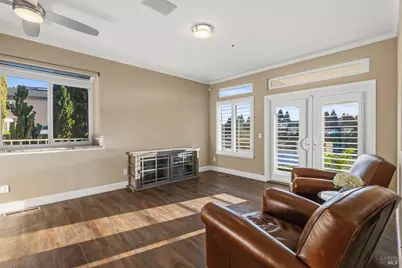 33 Peninsula Court, Napa, CA 94559 - Photo 16