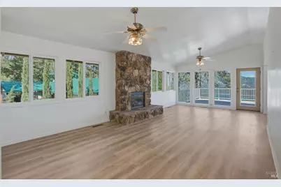 19985 Northwoods Drive, Lakehead, CA 96051 - Photo 10