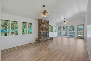19985 Northwoods Dr, Lakehead, CA 96051 - Photo 10