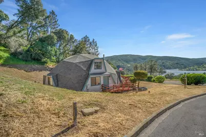 203 Blue Cove Court, Napa, CA 94558 - Photo 6