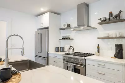 815 Seymour Street, Napa, CA 94559 - Photo 8