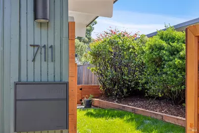 711 Del Ganado Road, San Rafael, CA 94903 - Photo 2