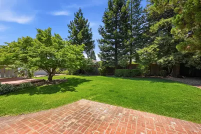 1124 Wine Country Avenue, Napa, CA 94558 - Photo 10