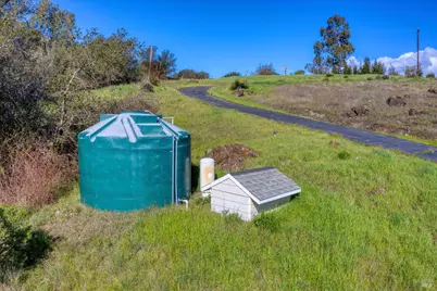 10547 Chalk Hill Road, Healdsburg, CA 95448 - Photo 20