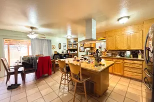 4400 Lake Ridge Dr, Ukiah, CA 95482 - Photo 4