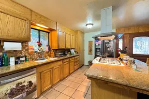 4400 Lake Ridge Dr, Ukiah, CA 95482 - Photo 6