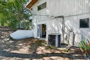 2062 Laguna Rd, Santa Rosa, CA 95401 - Photo 48