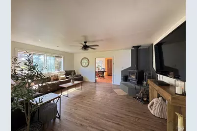 3981 Eastside Calpella Road, Ukiah, CA 95482 - Photo 22