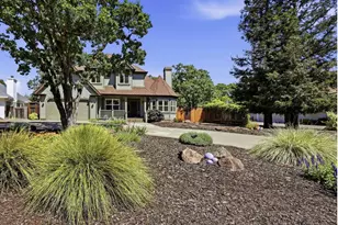 218 Grove St, Windsor, CA 95492 - Photo 2