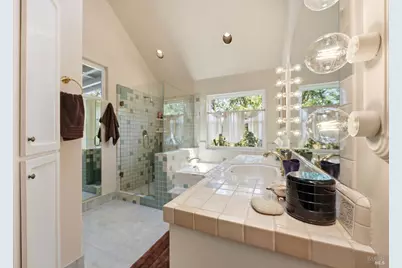 218 Grove Street, Windsor, CA 95492 - Photo 32