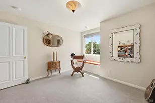 218 Grove St, Windsor, CA 95492 - Photo 38