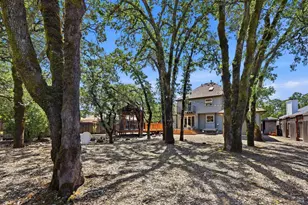 218 Grove St, Windsor, CA 95492 - Photo 68