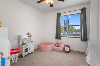 131 Natick Court, Vacaville, CA 95687 - Photo 18