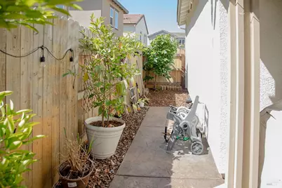 2351 Hanson Drive, Fairfield, CA 94533 - Photo 24
