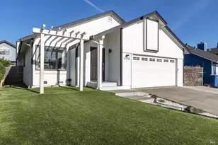 690 Claudius Way, Windsor, CA 95492 - Photo 2