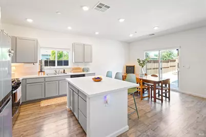 1780 Honeysuckle Way, Dixon, CA 95620 - Photo 16