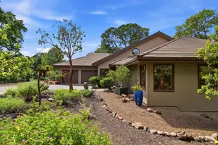4730 Woodcliff Ct, Santa Rosa, CA 95405 - Photo 2