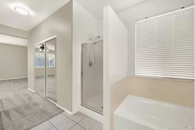 943 Fallsgrove Way, Vacaville, CA 95687 - Photo 34