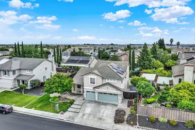 943 Fallsgrove Way, Vacaville, CA 95687 - Photo 2
