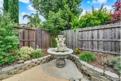 943 Fallsgrove Way, Vacaville, CA 95687 - Photo 62