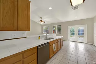 943 Fallsgrove Way, Vacaville, CA 95687 - Photo 24