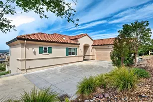 111 Stone Mountain Cir, Napa, CA 94558 - Photo 2