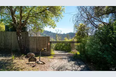 1470 Los Alamos Road, Santa Rosa, CA 95409 - Photo 2