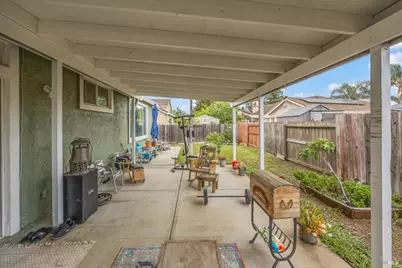 1007 Mayfield Way, Suisun City, CA 94585 - Photo 32