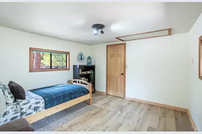 13387 Circle Drive, Old Station, CA 96071 - Photo 16