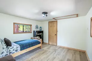 13387 Circle Dr, Old Station, CA 96071 - Photo 16